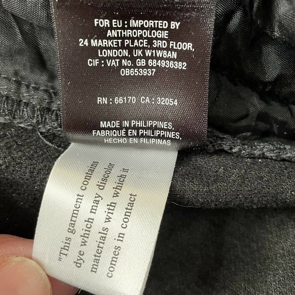 Anthropologie Size 8 The Essential Slim Pants Black Velvet Pockets Cropp… - Picture 10 of 10